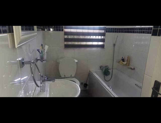 2 BEDROOM TOWNHOUSE FOR SALE IN SOUTH CREST